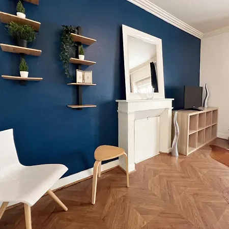 Le Petit Cambronne Hyper Center * ナント