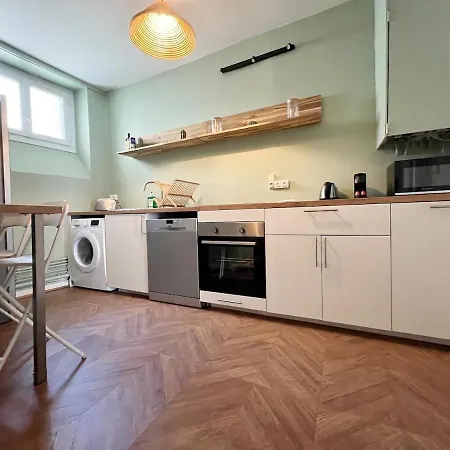 Le Petit Cambronne Hyper Center アパート