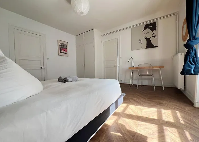 Le Petit Cambronne Hyper Center